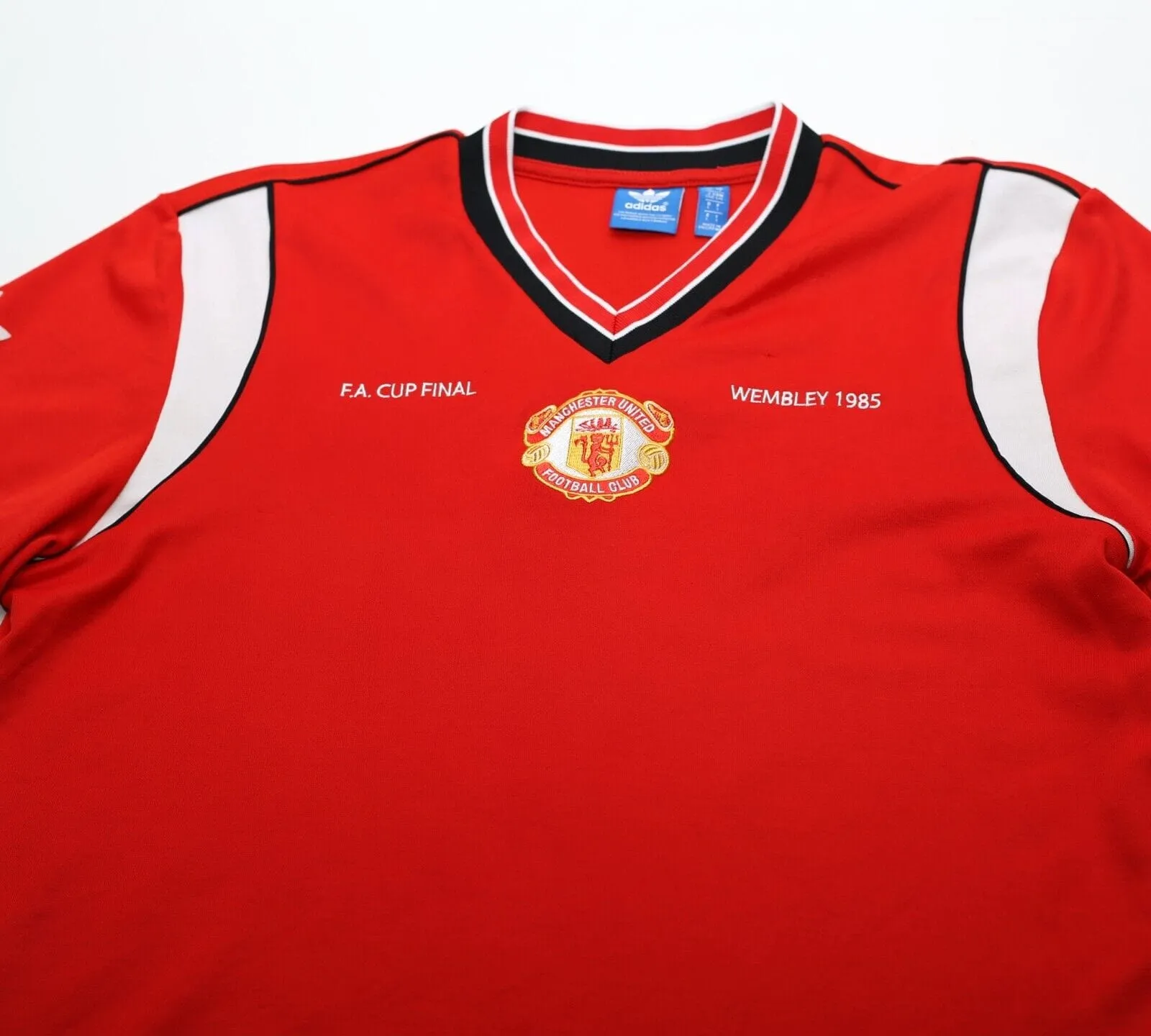 1985 HUGHES #9 Manchester United adidas Originals FA Cup Football Shirt (M/L)