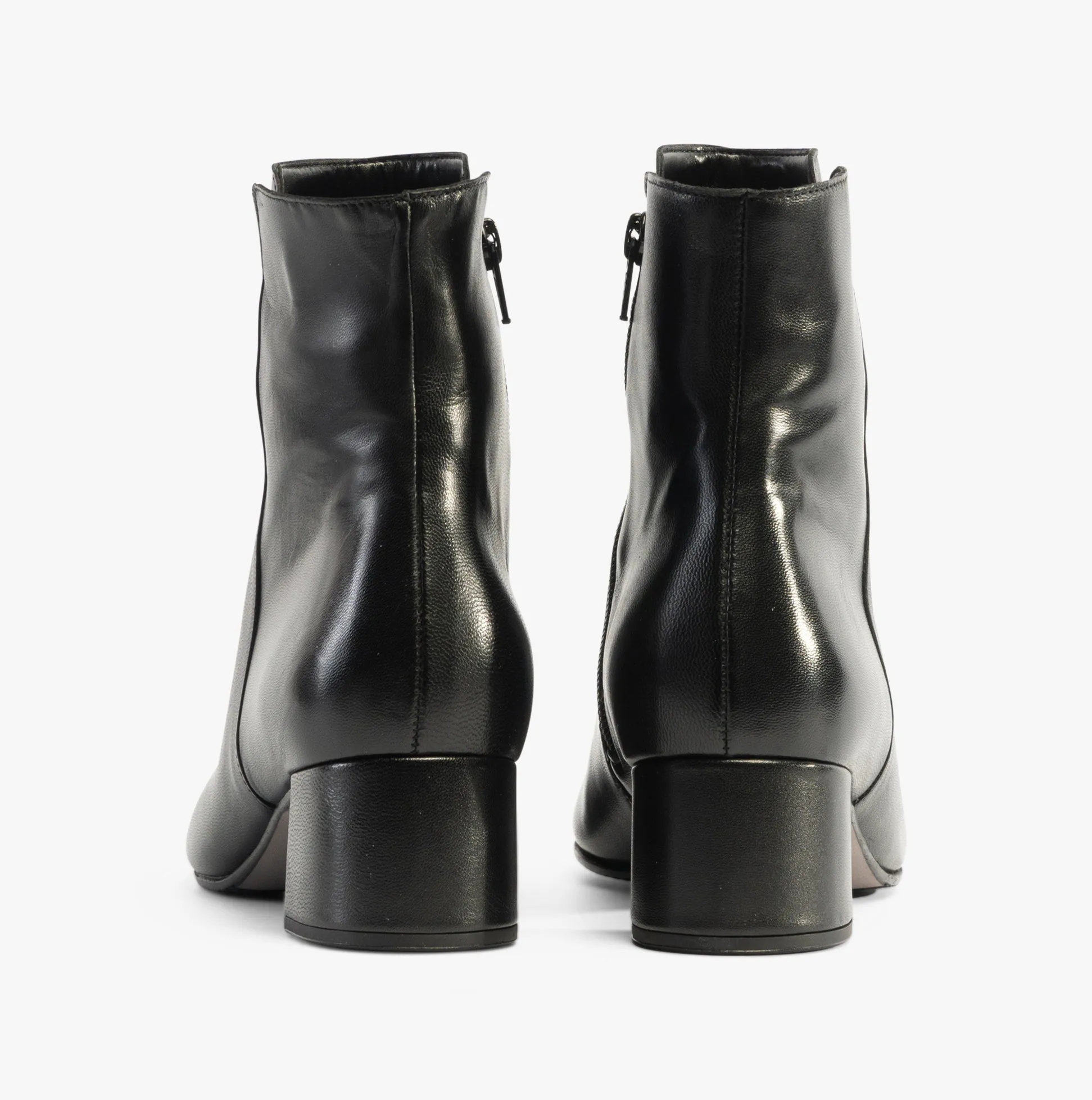 ABBEY Womens Boots Black