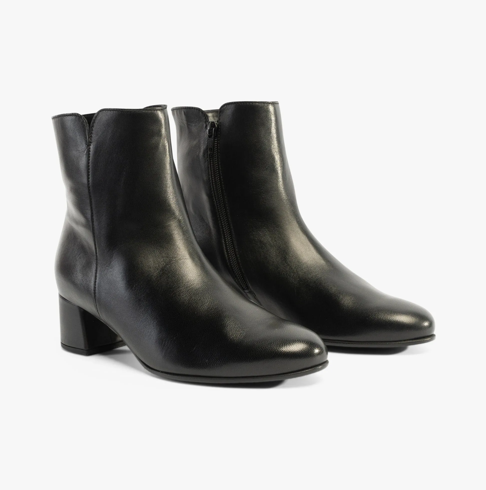 ABBEY Womens Boots Black