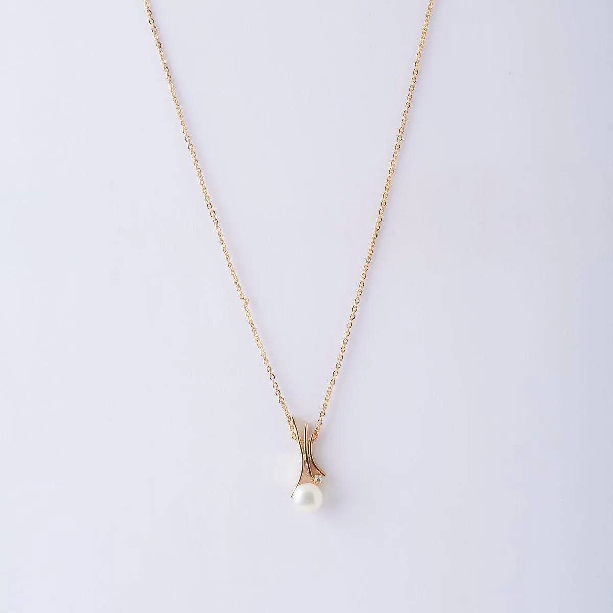 Elegant Stone Studded Pearl Pendant