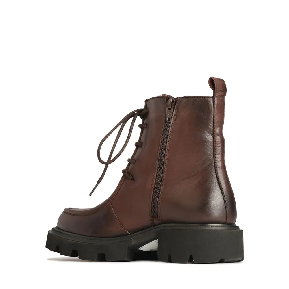 EOS Tessa Ankle Boot (Chestnut)