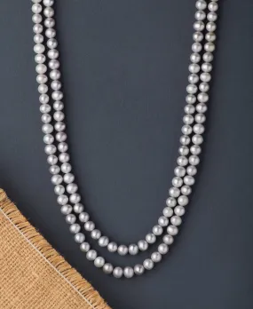 Fashionable Pearl Necklace