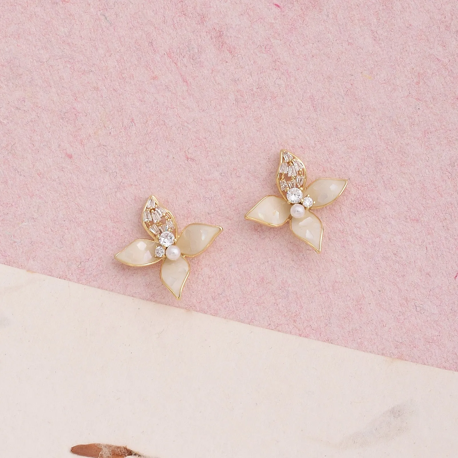 Fern Fashionable Stud Earrings