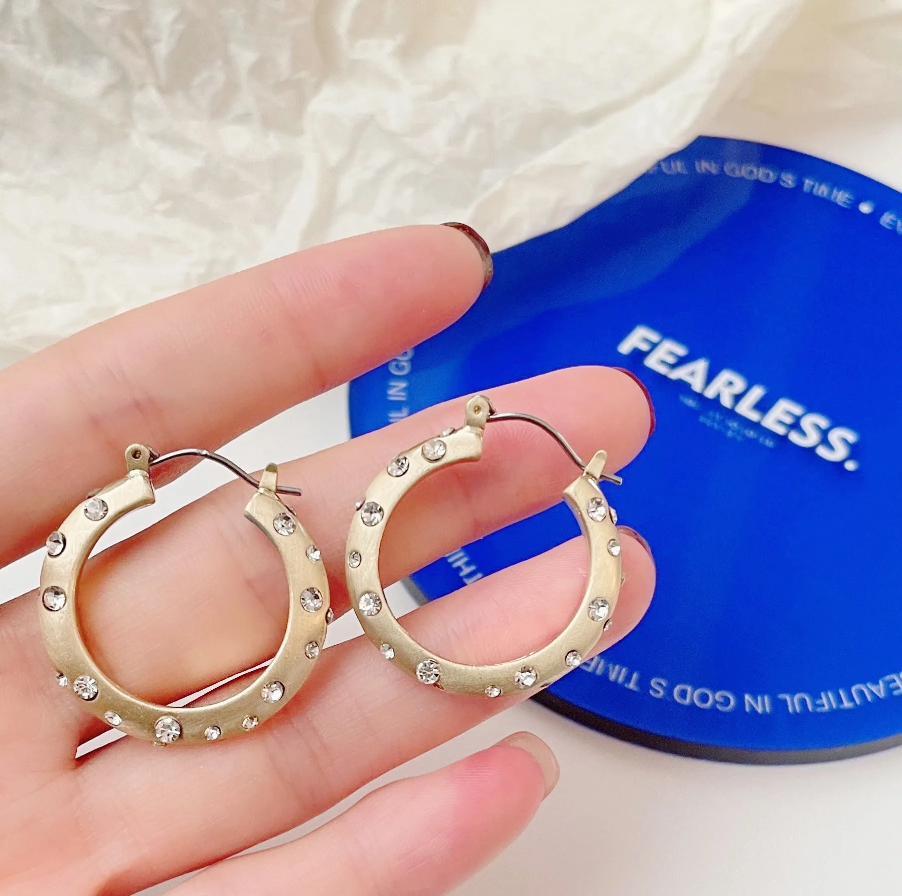 hoop-see-stone-earrings-jlt11229