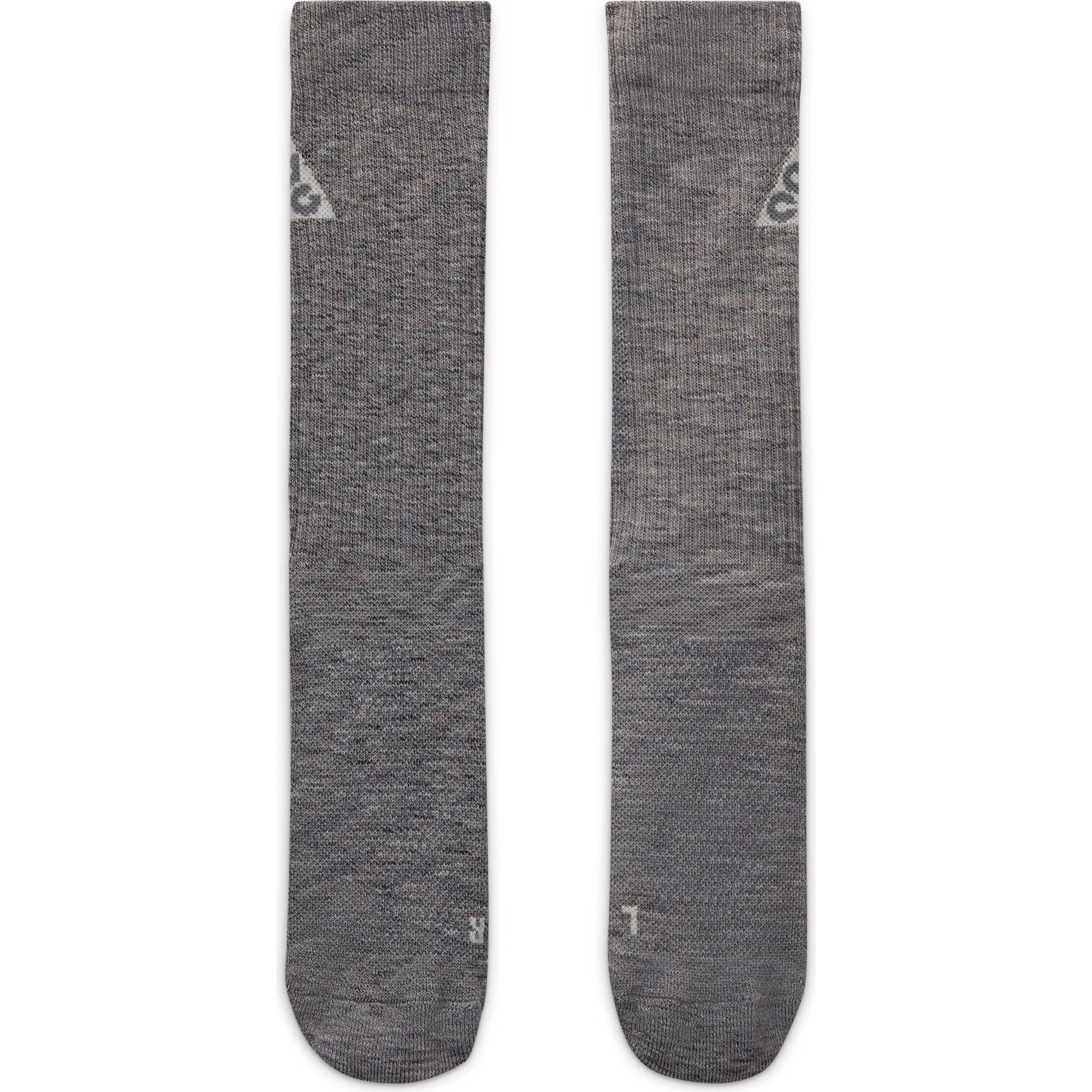 Nike ACG Kelley Ridge 2.0 Crew Socks (Cool Grey/Light Bone)