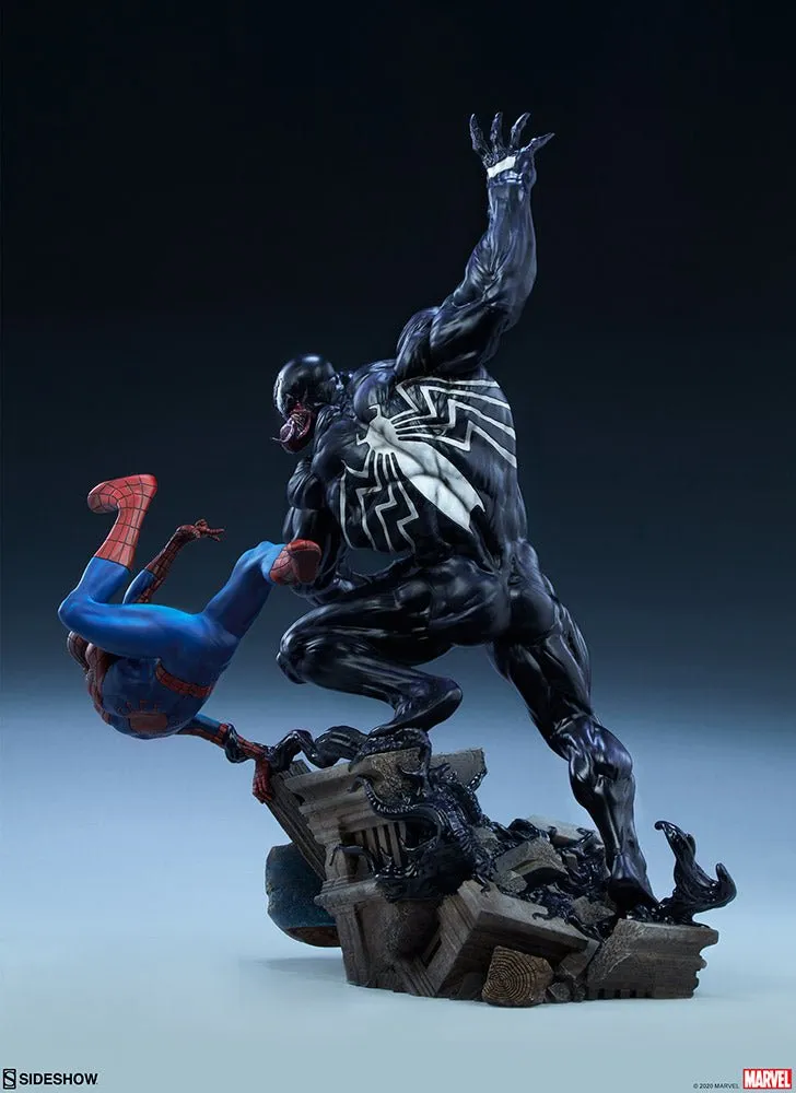 Sideshow Collectibles Spider-Man vs Venom Maquette