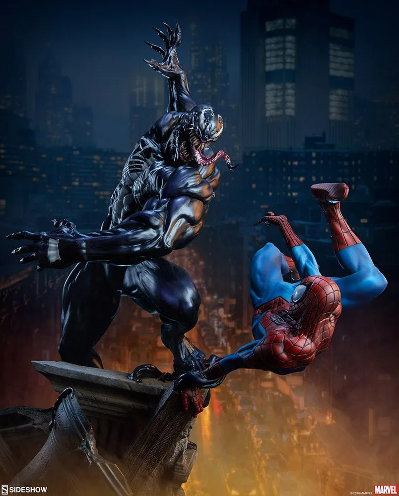 Sideshow Collectibles Spider-Man vs Venom Maquette