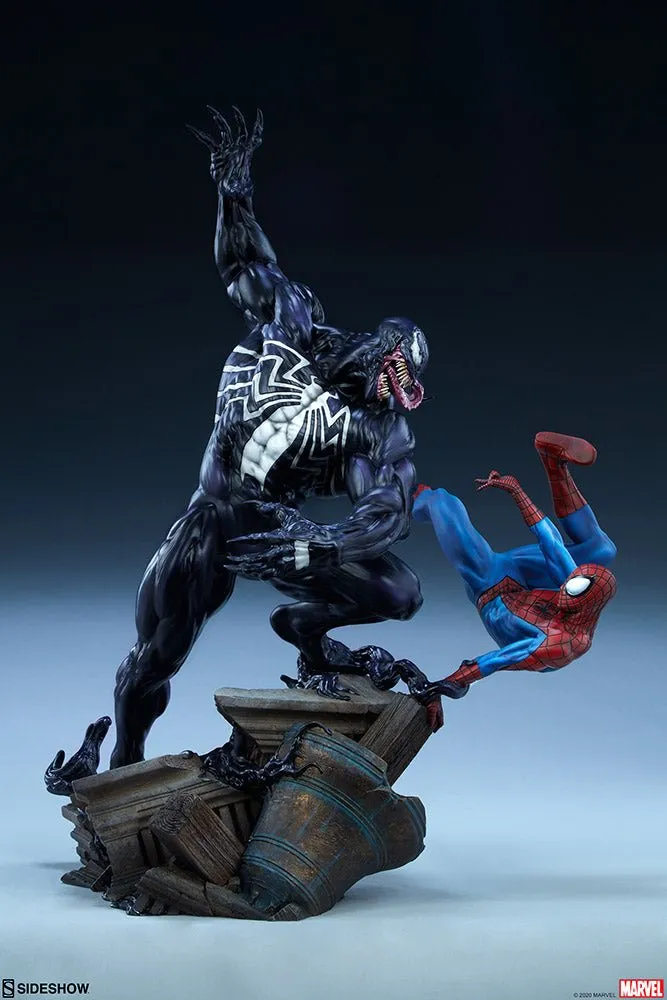 Sideshow Collectibles Spider-Man vs Venom Maquette