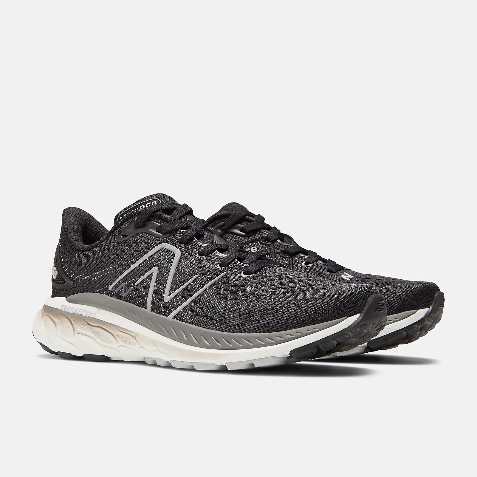 Women's New Balance Fresh Foam X 860v13 (Black/White)*SALE